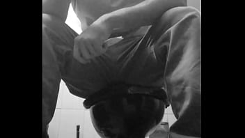 Preview 1 of Piss British Sexs - V&iacute_deo de verifica&ccedil_&atilde_o