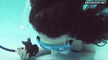 Preview 4 of Pregnant Women Anal Sex - French girl Emi Serene swimming nude