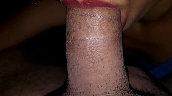 Preview 4 of Group Audrey Bitoni - Se corre con mucho semen en mi boca mi hermanastro me hace un oral creampie delicioso dejo escurrir el semen por mis labios