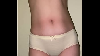 Preview 2 of Sexi Con Perro - Beautiful body