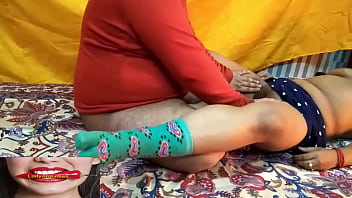 Preview 1 of Pussy Big Holl - Indian bhabi seduce servicing boy to fuck her