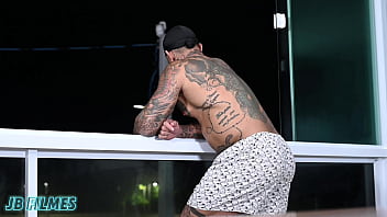 Preview 1 of Party Down South - LOIRA DA BUNDA GIGANTE GOSTOSA FUDENDO A LUZ DO LUAR