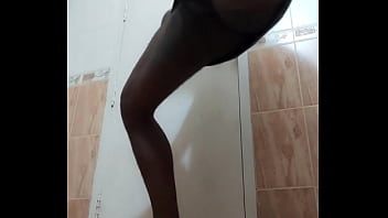 Preview 2 of Crissy Moran Fucks Mandingo - My dick wants to dance when i am horny