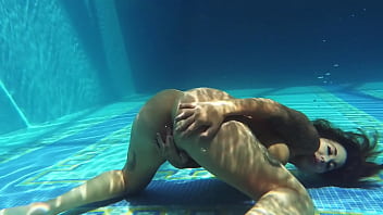 Preview 3 of Daddy Sex With Friend Son - Canadian milf Heidi in the pool