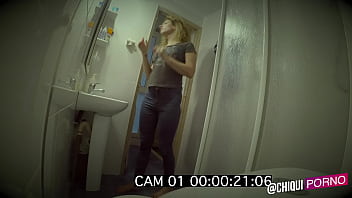 Preview 3 of Bangla Malli Xxx - TRAILER de Trans espiada en el ba&ntilde_o