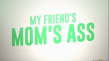 Preview 4 of Indian Twink Gay Escort - My Friend&#039_s Mom&#039_s Ass - Nadia White / Brazzers  / stream full from www.zzfull.com/myass