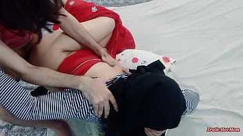 Preview 4 of Tyl Gen - Because of the security camera,  my step sister&#039_s truth was exposed and she was caught having sex in hijab with my friend
