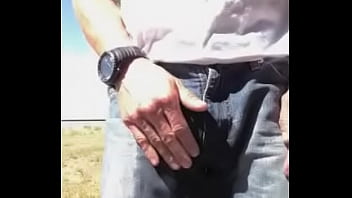 Preview 3 of Sune Leune Movei Xxx - Roadside jeans pissing