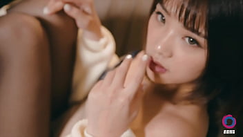 Preview 1 of Pron Hinde Xxx - 玥玥: 街訪特派員