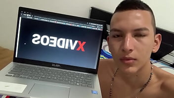 Preview 3 of Kickaz On Myfreecams - V&iacute_deo de verificaci&oacute_n