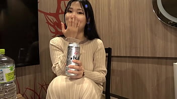 Preview 1 of Usa Saxi - 【素人個撮】とんでもない爆乳！＆滝級潮吹き！ 旦那がいるのに男と遊びまくる性欲持て余し人妻！