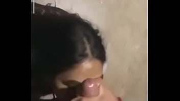 Preview 4 of Sunny Sexi Video Play Video - Desi nri girl blowjob