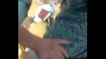 Preview 1 of Sunyy Lewani - NOVINHA SAFADA  DEU  CUZINHO   PARA  COROA  NA  SALA MESMO DE ROUPA  REBOLOU  MUITO  NA  VARA  DO TIUZAO