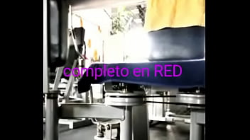 Preview 1 of Porno English Subtitles - LATINA ENSE&Ntilde_ANDO PANOCHA EN EL GYM.