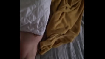 Preview 3 of Arabelle Raphaelle - Estava Sonhando Com Ele e Levantei Ganhando Leitinho na Minha Cara! (Gabbie Luna e Rennan Luna)