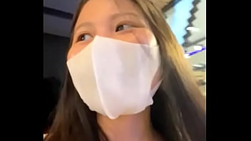 Preview 1 of Only Pari - G&aacute_i Việt call video tự sướng với bạn trai trong Vincom mall