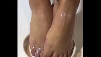 Preview 3 of Sex Tee8 - QUIERO TU LECHE EN MIS PIES