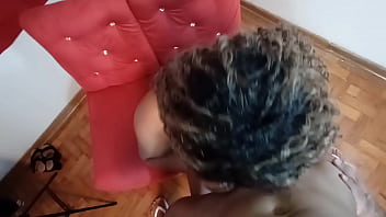 Preview 3 of Slap Couch - NO TESTE DO SOF&Aacute_ EU CHUPO GOSTOSO A ROLA DO MEU MACHO