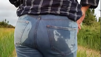 Preview 3 of Indian Devar Vabhi Xxx - Alice desperately pissing her jeans
