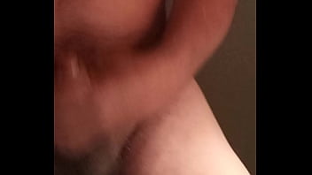 Preview 1 of Huyen Khuong - Muchos dias sin coger,  una buena paja