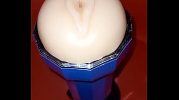 Preview 4 of Mom Bbw Sleeping - curva si masturbatorul
