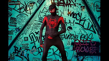 Preview 3 of Swapping Stories - Spidy cosplay