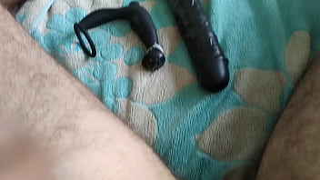 Preview 1 of Bbw Khani - Depiladito aburrido