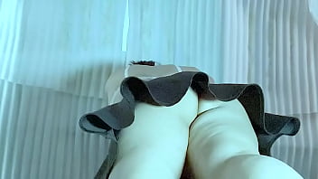 Preview 1 of Self Bondage Ballet Boots - HOTMILF se deja grabar bajo falda