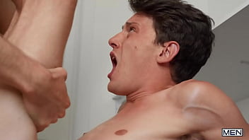 Preview 4 of Doctor Nurus Xxx - Roommate Relief / MEN / Benjamin Blue,  Edward Terrant  / stream full at  www.sexmen.com/mate