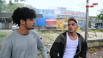 Preview 2 of Back Coc Crying - Mlk Edu mostrando tudo nos bastidores da Hot Boys