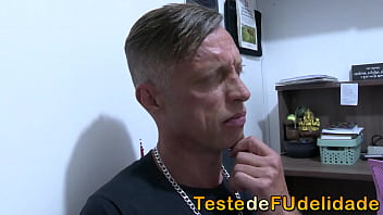 Preview 1 of Dick In Ass Dick Woods - Meu Tio descobriu o meu maior segredo