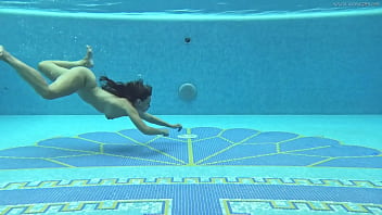 Preview 3 of Renata Daninsky Pov - Hungarian naked Sazan Cheharda swimming teasing