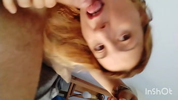 Preview 2 of Besi Www Xxx - Me calienta durante la siesta