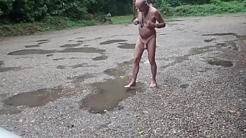 Preview 1 of Indian Small School Girl Sex Mms - exhib sous la pluie dans les flaques