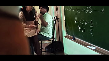 Preview 1 of New Indian Se X Garl Sex - Indian Beautiful College Teen Gets Passionately Fucked Deep in her Tight Drizzling pussy!