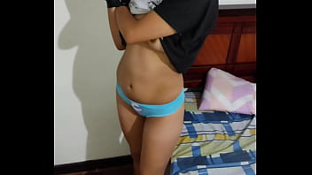 Preview 2 of Mom And Young Son Amateur Hard - Le dije a mi hermanastra colegiala para jugar y termine at&aacute_ndola para cogerla por su rico co&ntilde_ito
