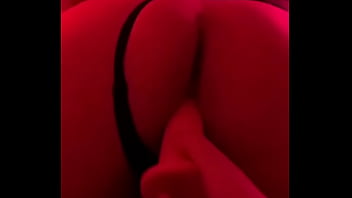 Preview 4 of Mature White Mommy - Comendo minha namorada