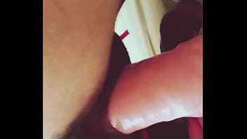 Preview 1 of Www Live Xxx - Mujer de amigo jugando con un consolador