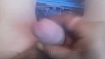 Preview 2 of Gozando Nela Dormindo - evivare22