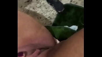 Preview 1 of Sane Lyn Xxx - Gordinha batendo ciririca