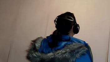 Preview 3 of Video En Francais E - While my girlfriend listens to music,  I cheat on her with a neighbor - Girls fly orgasm