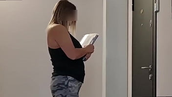 Preview 1 of Xxx Xhmsater - The postman girl saw me jerking off in the entrance of the dick,  she is excited but wants to see how I masturbate