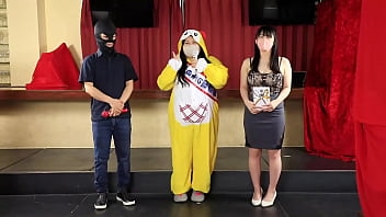 Preview 2 of Hindi Sex Vide - 握るのはマイクじゃない！？エテルナカラオケ対決！