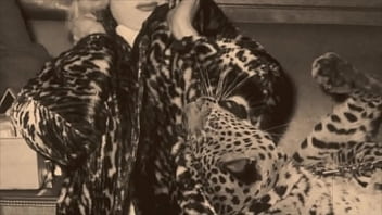 Preview 3 of Moti Ladkixxx - Vintage Babes With Pets