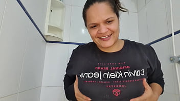 Preview 1 of Xxxsexy New 2018 Hd - Voc&ecirc_ acha que eu lavo bem minha buceta cabeluda ? Deixe seu coment&aacute_rio abaixo  !!! Paty Bumbum