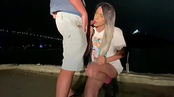 Preview 3 of Wifi Sex In Kitchen Mom And Son - FUDENDO DE NOITE NA BEIRA DA PRAIA