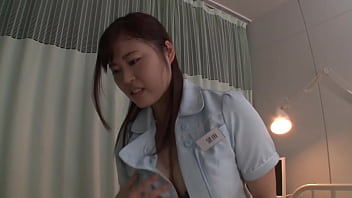 Preview 3 of Ance Anal - 「マジ天使！？」骨折してオナニーできない僕のチ●コは我慢の限界！それを見かねた美人ナースは使命感に駆られたのか優しく手を添えてくれ&hellip_ 5【パート2】