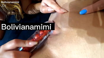 Preview 3 of Kim Kardashian Sexy Tupe - Mi amiguita termino en mi boca y me encant&oacute_