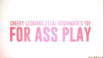 Preview 4 of Xvideos Df6org - Cheeky Lesbians Steal Roommate&#039_s Toy For Ass Play - Jessica Ryan,  Jane Wilde,  Vanessa Vega / Brazzers  / stream full from www.zzfull.com/steal