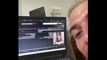 Preview 3 of Girl Show Their Boobs In Public - V&iacute_deo de verificaci&oacute_n